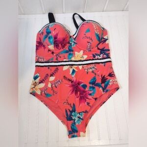 Boutique Swimwear women's plus size (1X)